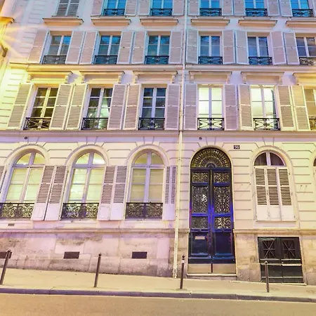 Chic 3br Flat Near Sacre Coeur By Guestready Apartament Paryż