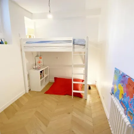 Apartament Chic 3br Flat Near Sacre Coeur By Guestready